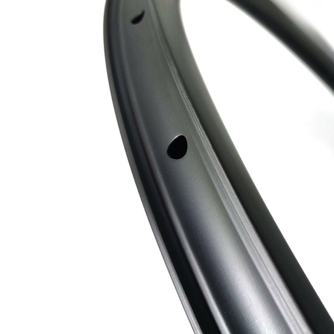 Carbon wheel